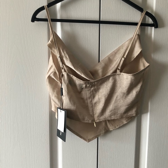 NWT Pretty Little Thing cropped champagne camisole - Picture 3 of 4